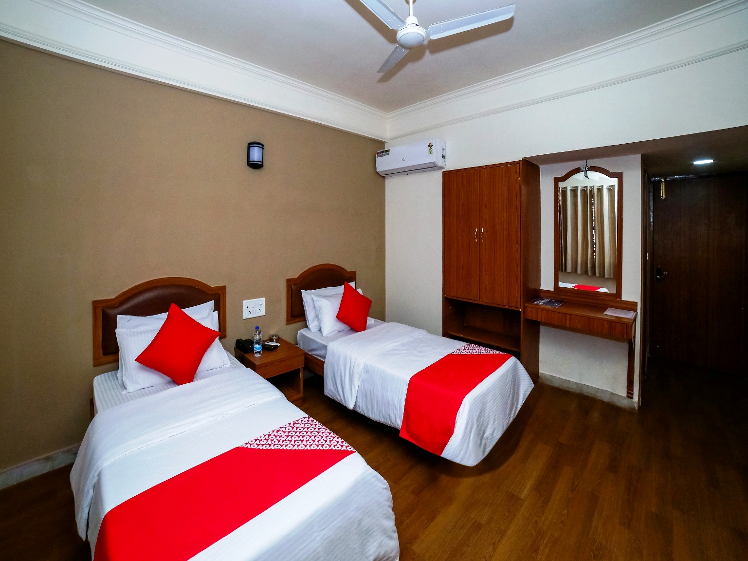 executive-room